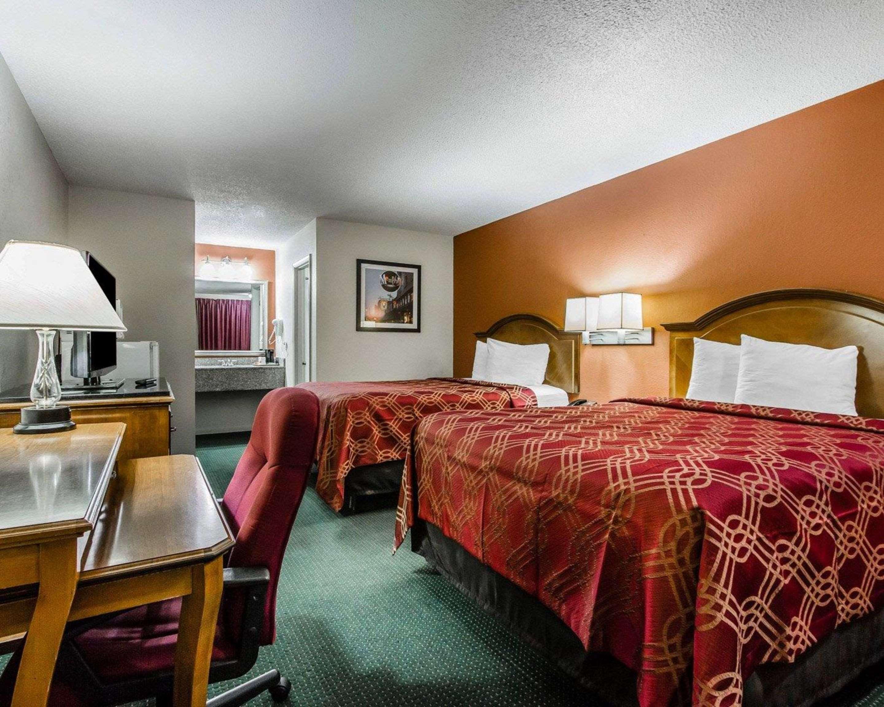 Econo Lodge Inn & Suites Enterprise Exteriér fotografie