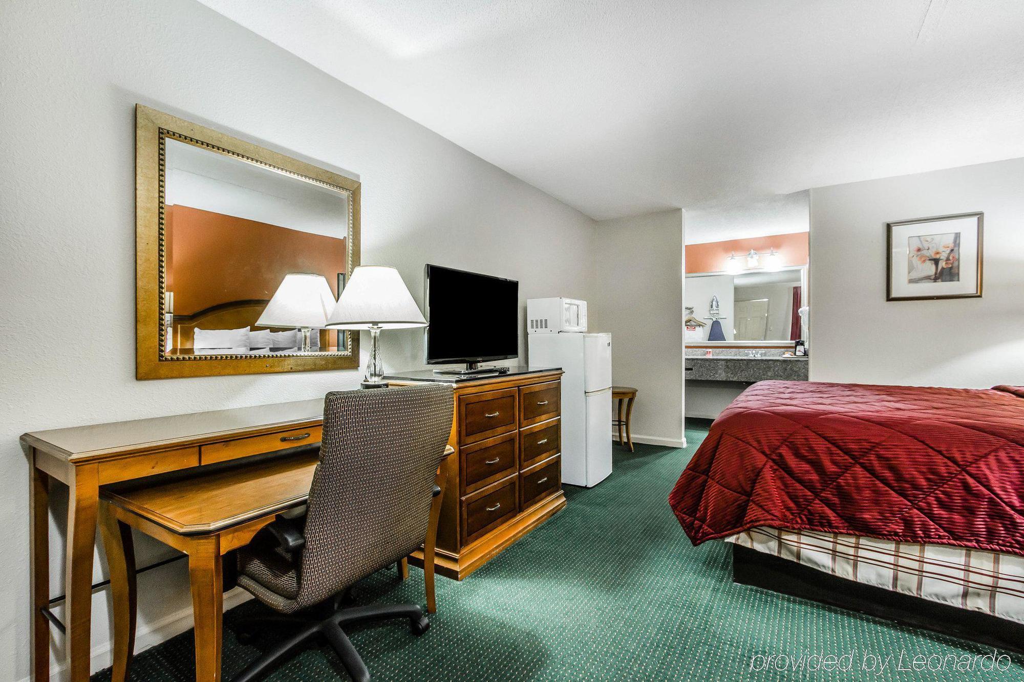 Econo Lodge Inn & Suites Enterprise Exteriér fotografie