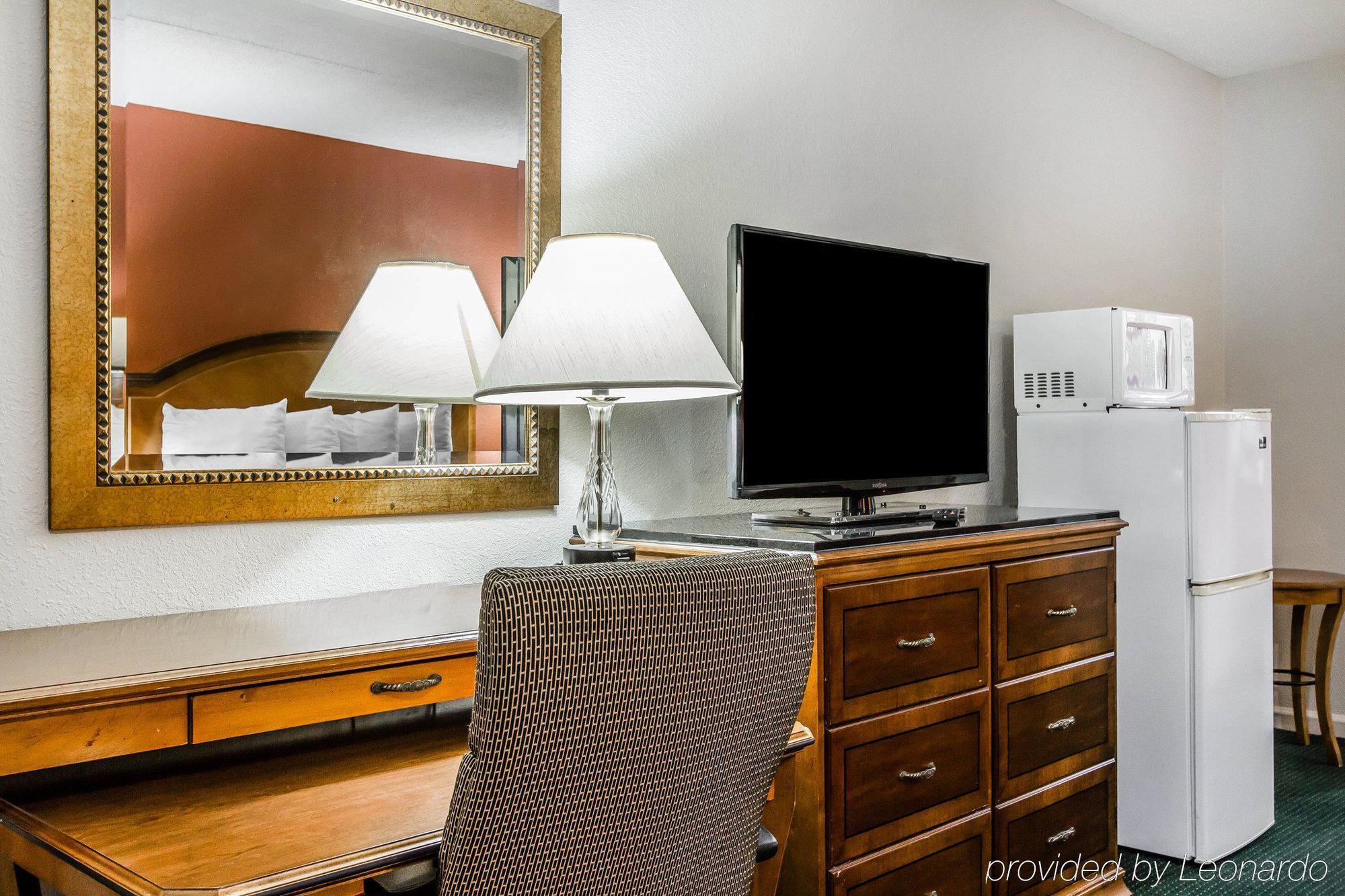 Econo Lodge Inn & Suites Enterprise Exteriér fotografie