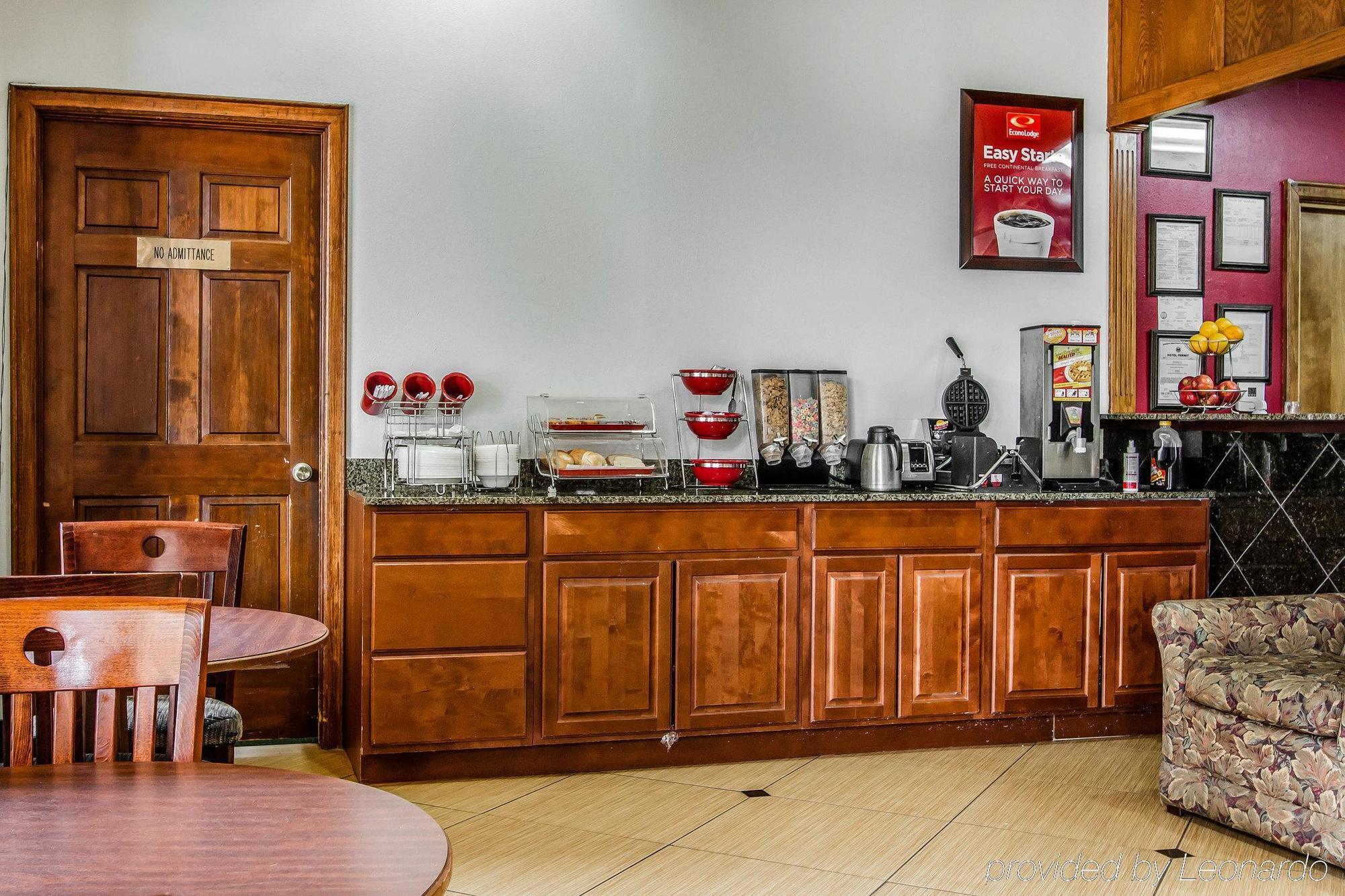 Econo Lodge Inn & Suites Enterprise Exteriér fotografie